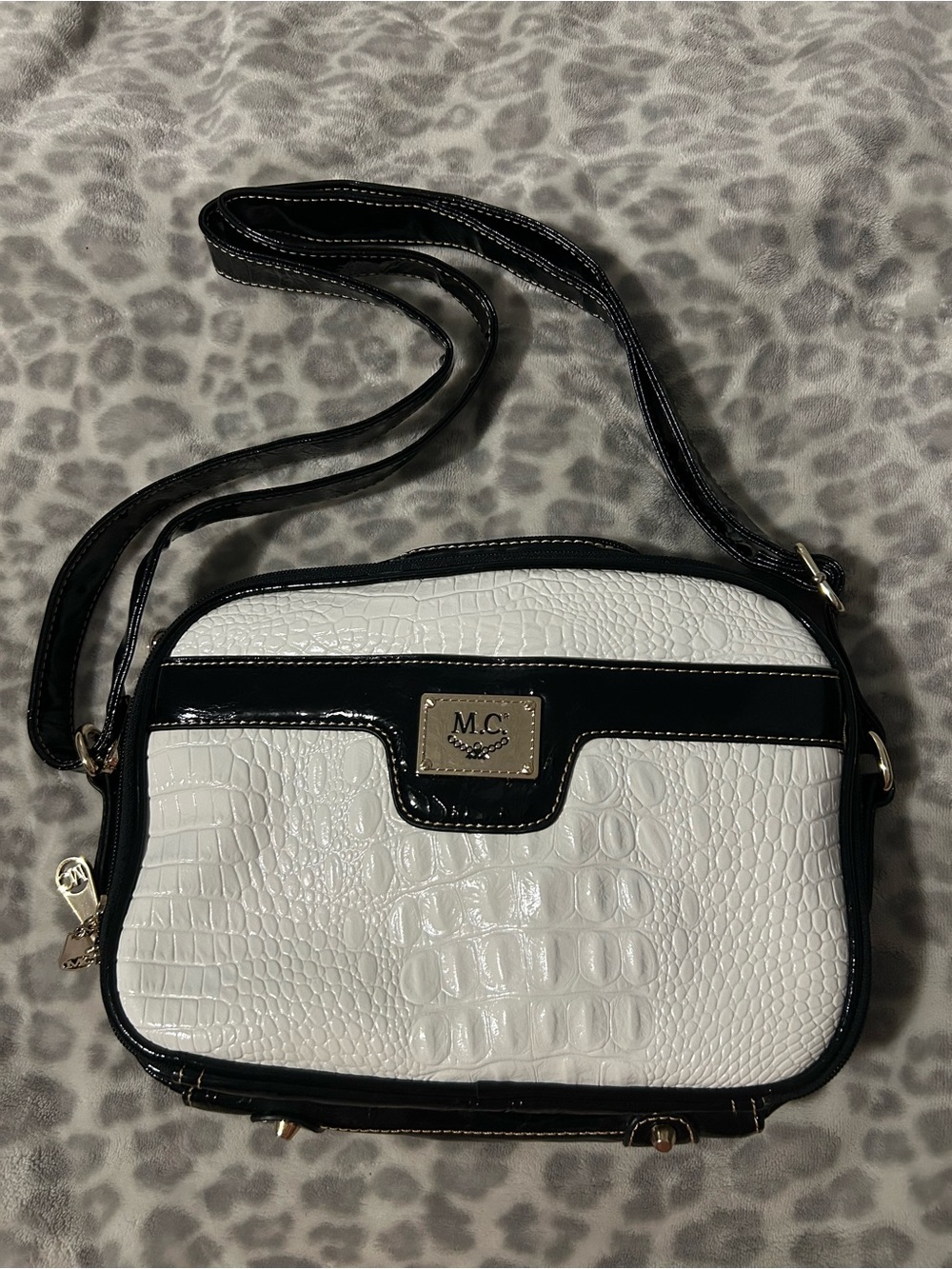 Sleek White & Black Croc-Textured Crossbody Bag